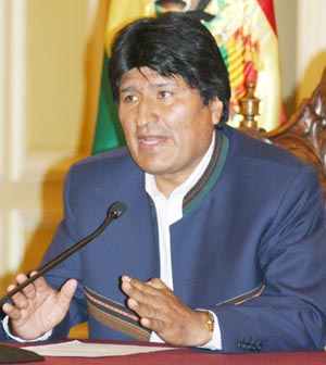 El presidente boliviano, Evo Morales Ayma, planteo el referéndum revocatorio a su mandato y de los prefectos. (Foto: ABI/José Lirauze)