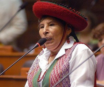 Hilaria Supa Congresista peruano