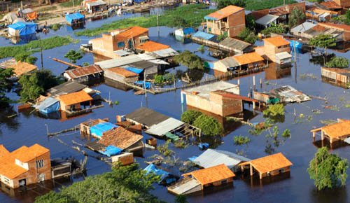 En la periferia de Trinidad, las aguas alcanzaron más de un metro.(Foto: Gonzalo Jallasi /ABI)
