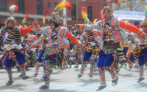 Tinku danza boliviana. Foto: G. Jallasi ABI 